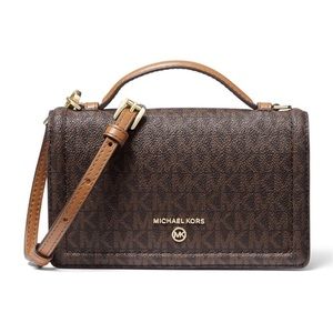 M.K Jet Set Small Smartphone Crossbody Bag